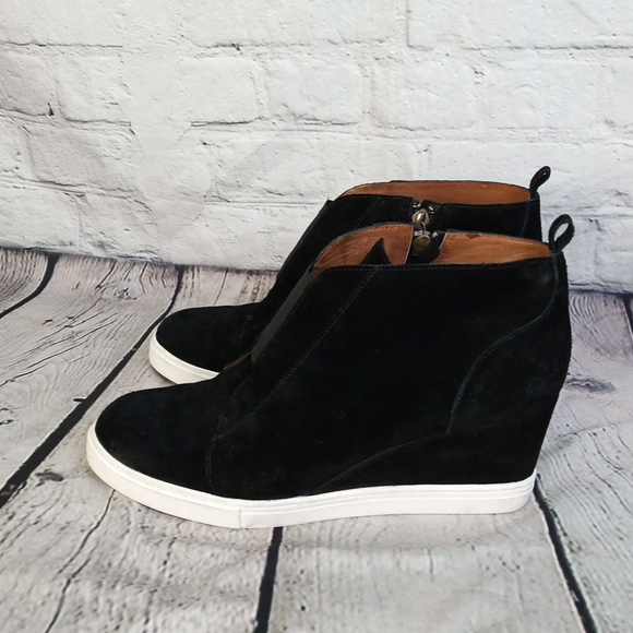 Paolo Shoes - Linea Paolo Black Felicia Wedge Sneaker Size 9.5